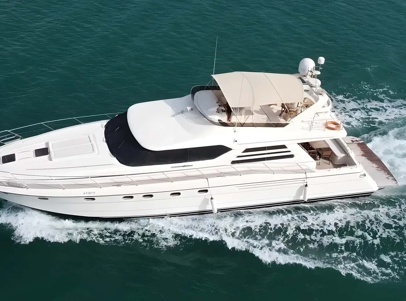 Princess 70 ft — boat trip Abu Dhabi, Butinah Charters