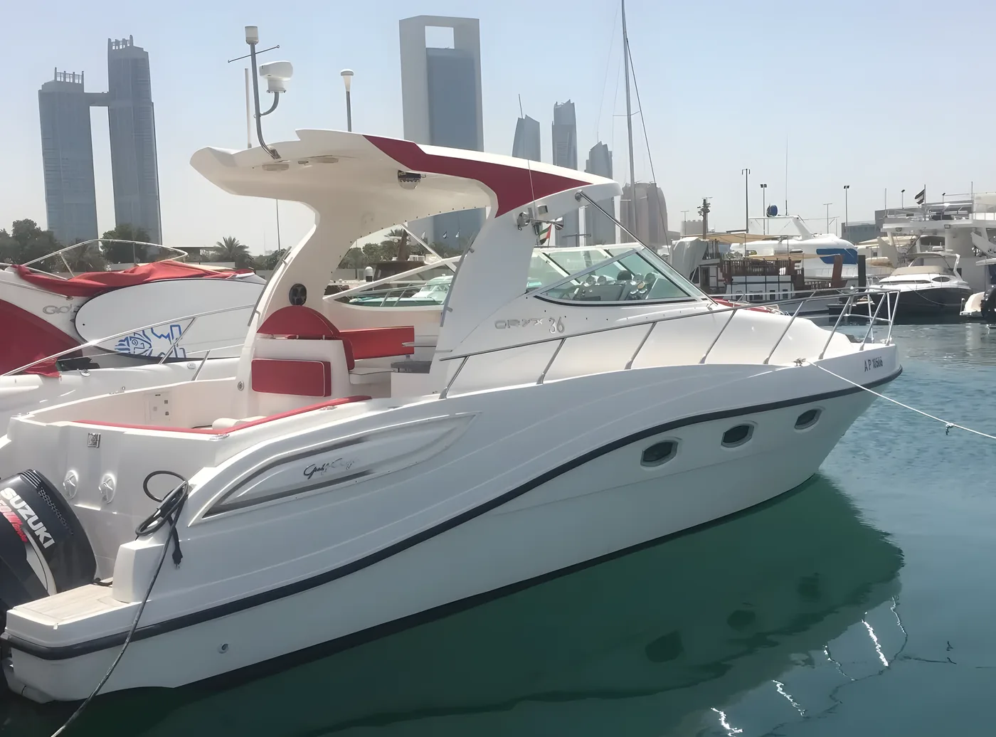Oryx Boat 36 ft — boat trip Abu Dhabi, Butinah Charters