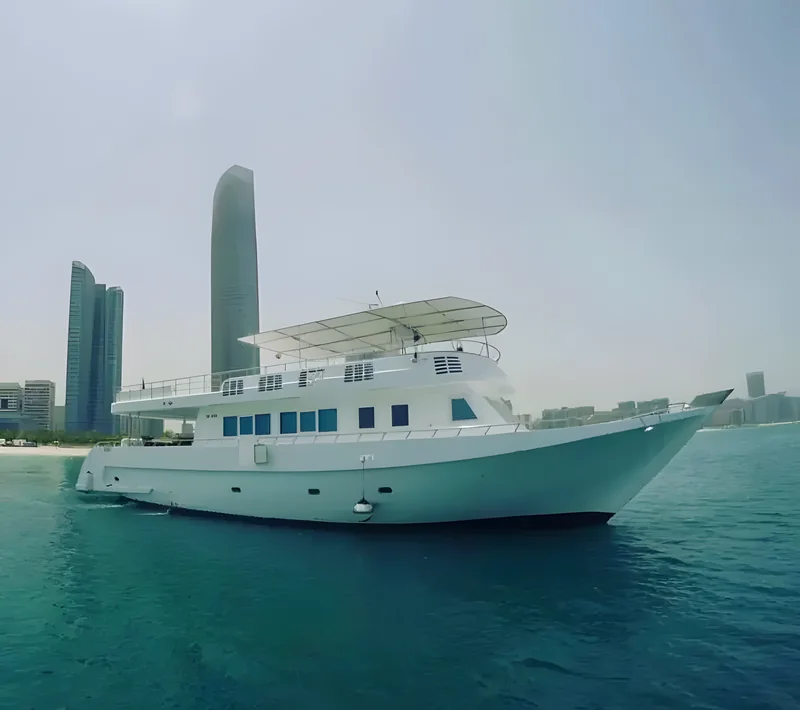 AL BOOM 80FT Butinah Charter
