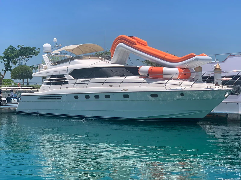Princess 67: A Luxurious Yacht photo 1