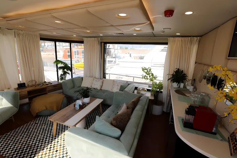 Special promotion yacht